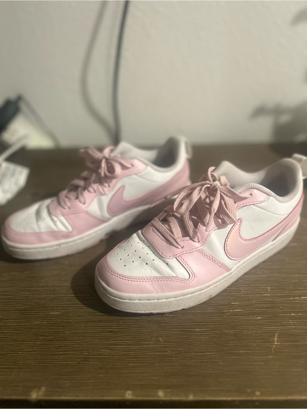 Nike Kids Pink and White Low-Top Sneakers